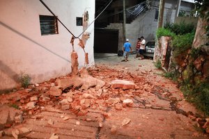 Meksiką supurtė 7,1 balo žemės drebėjimas: žuvo mažiausiai vienas žmogus