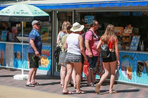 Auksinis sezonas: poilsiautojų antplūdis džiugino verslininkus