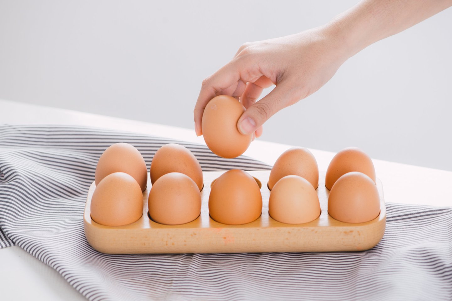 Maistine verte kiaušiniai yra itin vertingas produktas, kurį tiesiog būtina įtraukti į kasdienį mitybos racioną.<br>123rf nuotr.