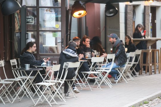 Restoranų vadovai apie naują tvarką dėl maisto išsinešti: tai – nesuvokiama