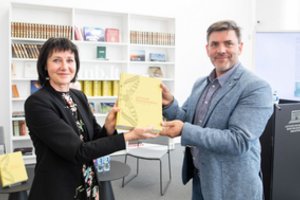Nauja Lietuvos raudonoji knyga netrukus taps prieinama visuomenei: jau iškeliavo į bibliotekas