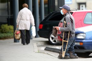 Socialdemokratai Vyriausybę ragina didinti skurdžiau gyvenančių žmonių pajamas