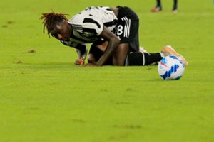 Turino „Juventus“ tragiškas startas tęsiasi: rungtynių pabaigoje nusileista „Napoli“ ekipai