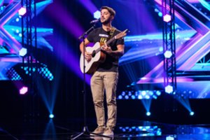 „X faktoriaus“ scenoje – dalyvis iš Afganistano: nustebino teisėjus uždainavęs lietuviškai