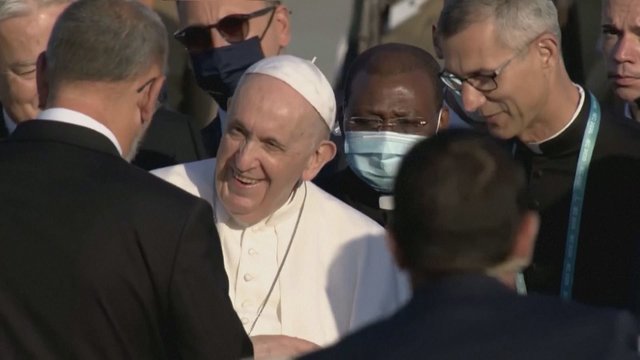 Popiežius Pranciškus į Vengriją atvyko neįprastai trumpai viešnagei: truks tik septynias valandas