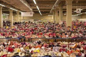 Analogų neturinti „Mamų mugės“ platforma atsinaujina: organizatoriai kviečia ją išbandyti rengiant savo mainus