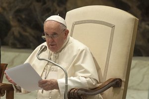 Popiežius ragina Europą per pandemiją demonstruoti solidarumą