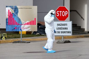 Skelbia apie žaibišką COVID-19 protrūkių šuolį: didžiausios bėdos ne ten, kur visi tikėjosi
