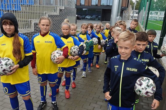 Klaipėdoje atnaujinta sporto mokykla - pragiedrulys tamsioje Lietuvos futbolo padangėje