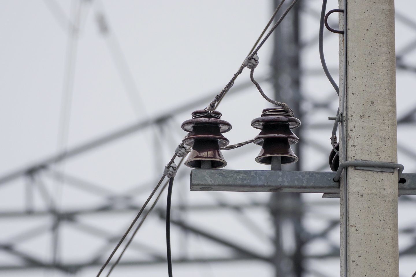 Užtikrinama, kad mūsų šalies elektros linijos nebūtų naudojamos Baltarusijoje pagamintos elektros prekybai.<br>V.Ščiavinsko nuotr.