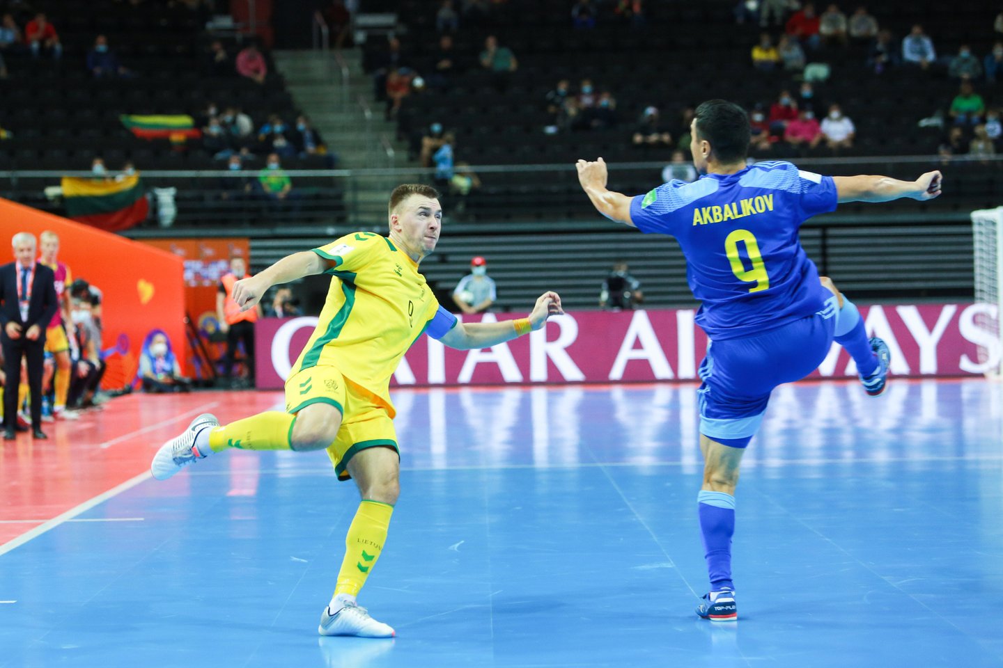  Lietuvos ir Kazachstano rinktinių dvikova pasaulio futsal čempionate.<br> G.Bitvinsko nuotr.