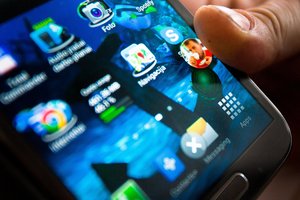 Apie tuštinamą sąskaitą vilniečiui pranešė trumposios žinutės: tūkstančių eurų neteko per kelias minutes