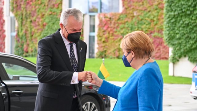 G. Nausėda susitiko su A. Merkel: aptarė regioninį saugumą, gynybą ir nelegalią migraciją