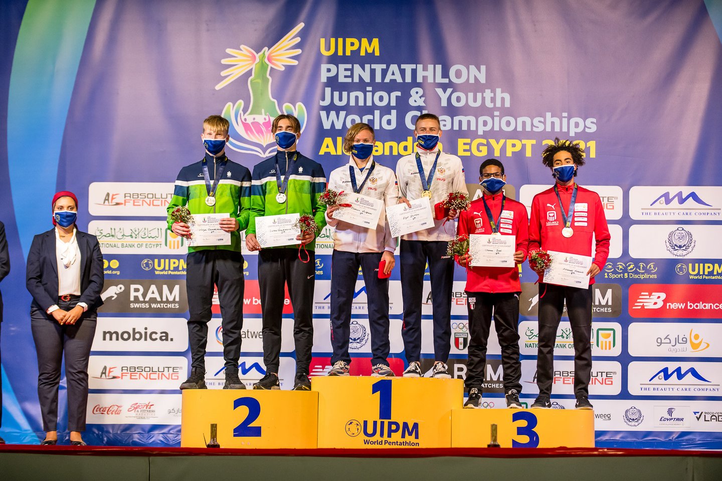 Estafetėse Nojus Chmieliauskas ir Lukas Gaudiešius iškovojo sidabrą<br>UIPM / Filip Komorous nuotr.