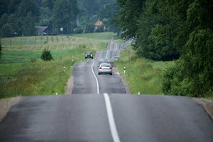 Seimas svarstys siūlymą įpareigoti kelių direkciją atlikti brangių projektų kaštų ir naudos analizę