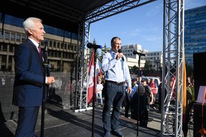 Kaukių Seime nedėvintys du parlamentarai prisivirė košės: teks aiškintis su etikos sargais