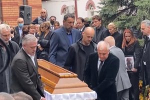 D. Ivkovičiaus laidotuvėse – būrys žymių krepšinio žmonių: Ž. Obradovičiui teko svarbi atsakomybė