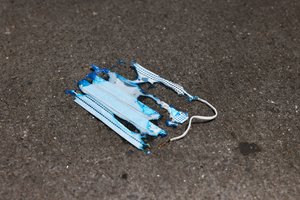 Ginčas dėl kaukės degalinėje baigėsi žmogžudyste: vokiečiai sukrėsti