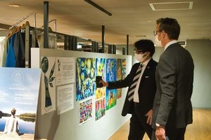 Ypatingų poreikių turintys vaikai garsina Lietuvą visame pasaulyje: darbus eksponavo net Japonijoje