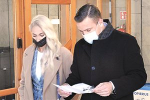 Prieš žmoną smurtavęs buvęs Klaipėdos prokuroras – teisiamųjų suole, atsisakė advokato