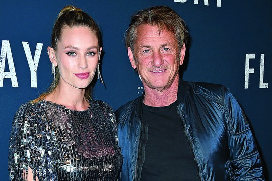 Su dukra nusifilmavęs Seanas Pennas pasijuto atsidūręs jos šešėlyje 