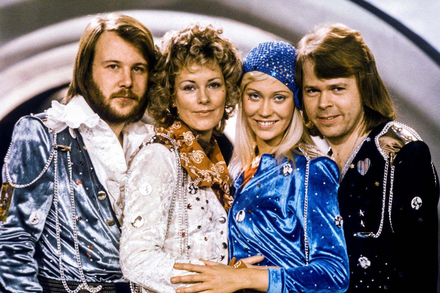 Didžiosios Britanijos architektūros studija „Stufish“ atskleidė pirminį pasirodymo vietos, kurioje bus surengtas švedų popgrupės „ABBA“ sugrįžimo turas, įvaizdį.<br> Reuters / scanpix nuotr.