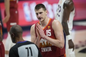 Be olimpiados likusios Serbijos krepšinio žvaigždė N. Jokičius: nesigailiu nepadėjęs rinktinei
