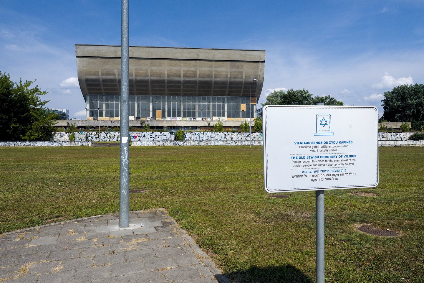 Vykdydami sutartinius įsipareigojimus Vilniaus koncertų ir sporto rūmų rekonstrukcijos techninio projekto rengėjai artimiausiu metu kreipsis dėl statybų leidimo išdavimo.<br>V.Ščiavinsko nuotr.
