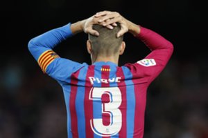 Slogus startas neveja G. Pique minčių iškovoti visus titulus: nešioju šiuos marškinėlius ne tam, kad būčiau antras