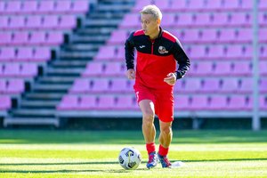 Lietuvos švieslentė: rezultatyvus K. Hondos debiutas, Baltijos regbio finalas ir Estijos rankininkų pamokos