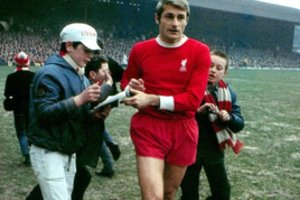 Mirė pasaulio futbolo čempionas, kurį visi vadino Seru, nors šio titulo jis negavo