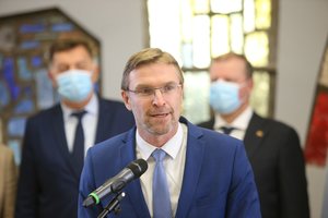 Įstatymo pataisomis siūlo didinti kompensacijos už šildymą gavėjų skaičių