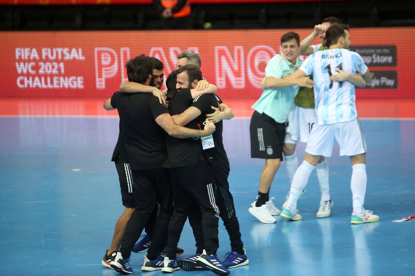  Argentina įveikė Braziliją ir kovos pasaulio futsal čempionato Lietuvoje finale.<br> M.Patašiaus nuotr.