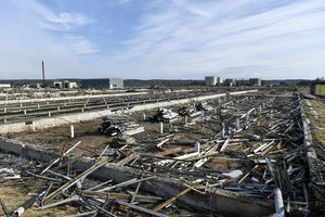 Šalia Vilniaus kilsianti gamykla gąsdina vietinius – ji terš orą, kels triukšmą, bet labiausiai žmones įskaudino valdžios spyris