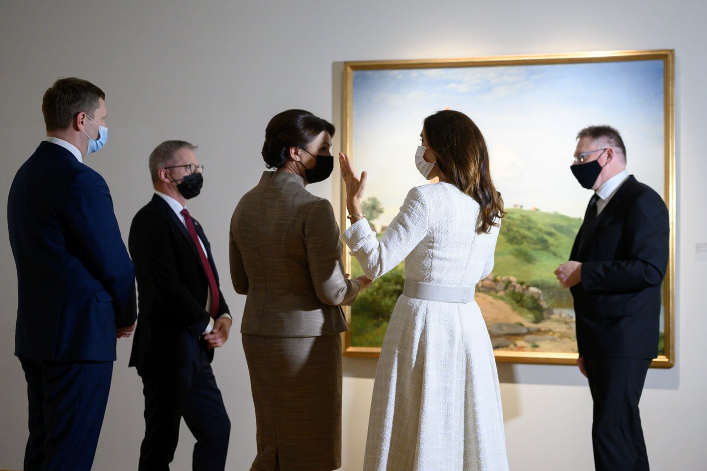 Danijos kronprincesė Mary Vilniuje atidarė parodą „Bundančios tautos. Danų tapybos „aukso amžius“.<br>V.Skaraičio nuotr.