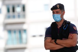 Migrantams draugiškas Italijos miesto meras nuteistas 13 metų kalėjimo