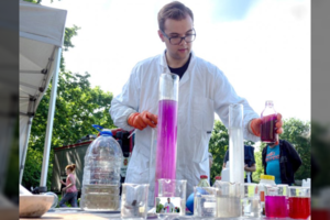 Susidomėjimas biochemijos mokslais prasidėjo sprogimu