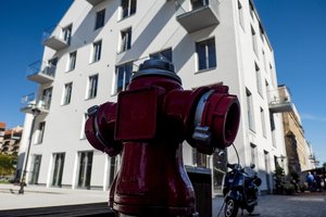 Visi tik ir kalba, kaip dabar šluojami būstai, bet yra ir kita medalio pusė: ten vaizdas liūdnesnis