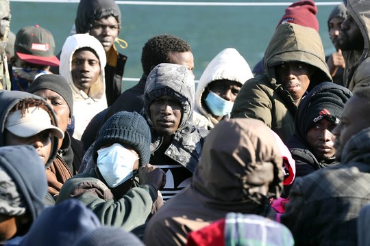 Tripolyje per „kovos su narkotikais“ operaciją sulaikyti apie 4 000 migrantų