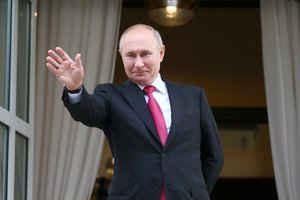 V. Putinas pasveikino Vokietiją Vienybės dienos proga ir paragino bendradarbiauti