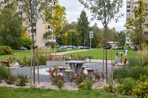 Pusšimtis žaliųjų salelių sostinėje jau įrengta, liko tiek pat – įvardijo, kokios tokių zonų kainos