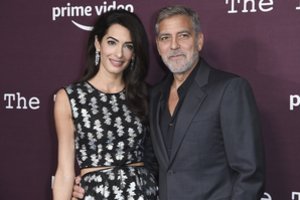 Neseniai vestuvių metines atšventę G. ir A. Clooney padėjo tašką gandams apie šeimos pagausėjimą