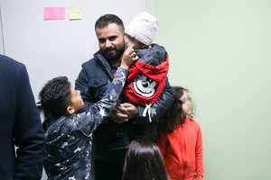 Mokslo metai prasidėjo ir migrantų vaikams – bendrauja gestais, nedrąsiai jaučiasi ir patys mokytojai