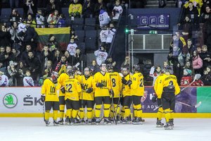 Lietuvos jaunimo ledo ritulio rinktinė rengiasi 20-mečių čempionatui: laukė dvejus metus