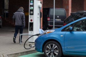 Įsigykite elektromobilį ir pasiimkite subsidiją: liko dar 2,7 mln. eurų