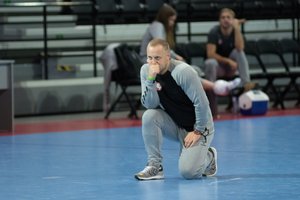 Lietuvos moterų rankinio rinktinės treneris K. Kaladinskas apie naują startą atrankoje: bandysime žaisti brandesnį rankinį