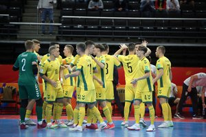 Skandalas futbolo padangėje: ant Lietuvos futsal rinktinėje rungtyniavusio žaidėjo – sutartų varžybų šešėlis