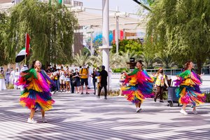 Sugrįžimas į normalų gyvenimą: dar viena šalis teigia įveikusi COVID-19 krizę