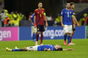 37 nepralaimėtų Italijos mačų serija nutrūko – Europos čempionus palaužė ir į Tautų lygos finalą nepraleido ispanai