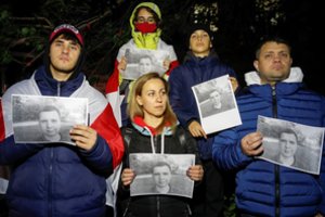 Baltarusijoje už komentarus apie šaudynes Minske suimti per 130 žmonių